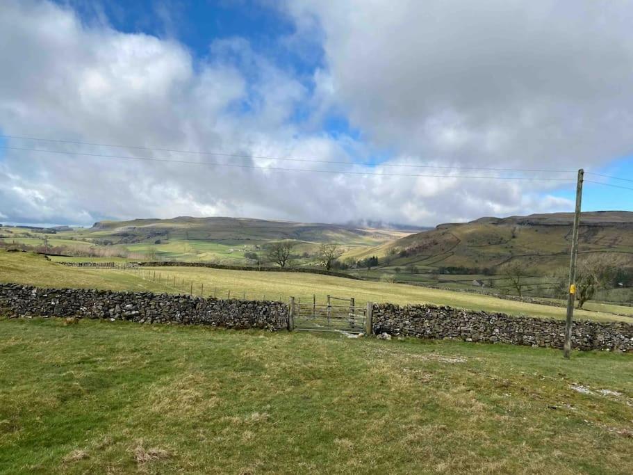 Charming Dog-Friendly Yorkshire Dales Cottage, Austwick Exterior foto